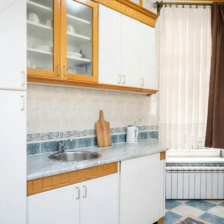 Royal Meeting Point Apartment Family & Group Friendly Up To 8 Sarajevo Exterior photo