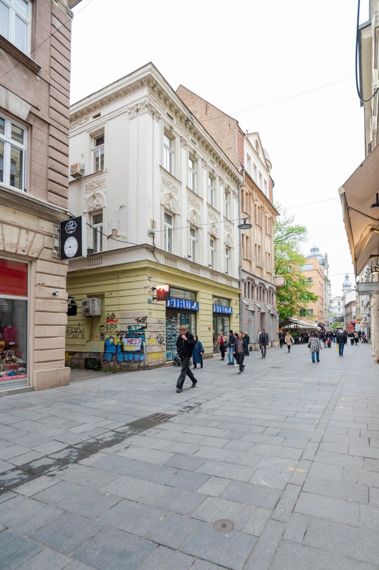 Royal Meeting Point Family & Group Friendly Up To 8 Daire Saraybosna
