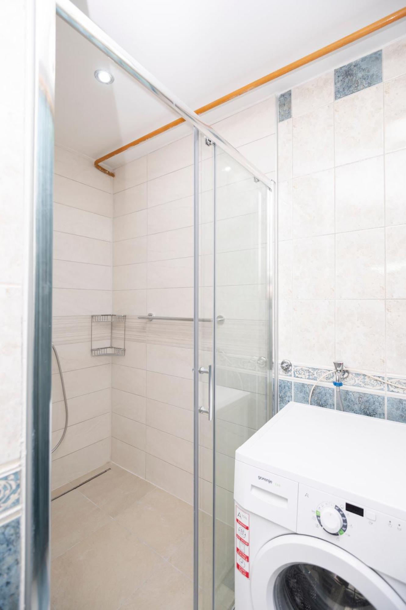 Royal Meeting Point Family & Group Friendly Up To 8 * Saraybosna