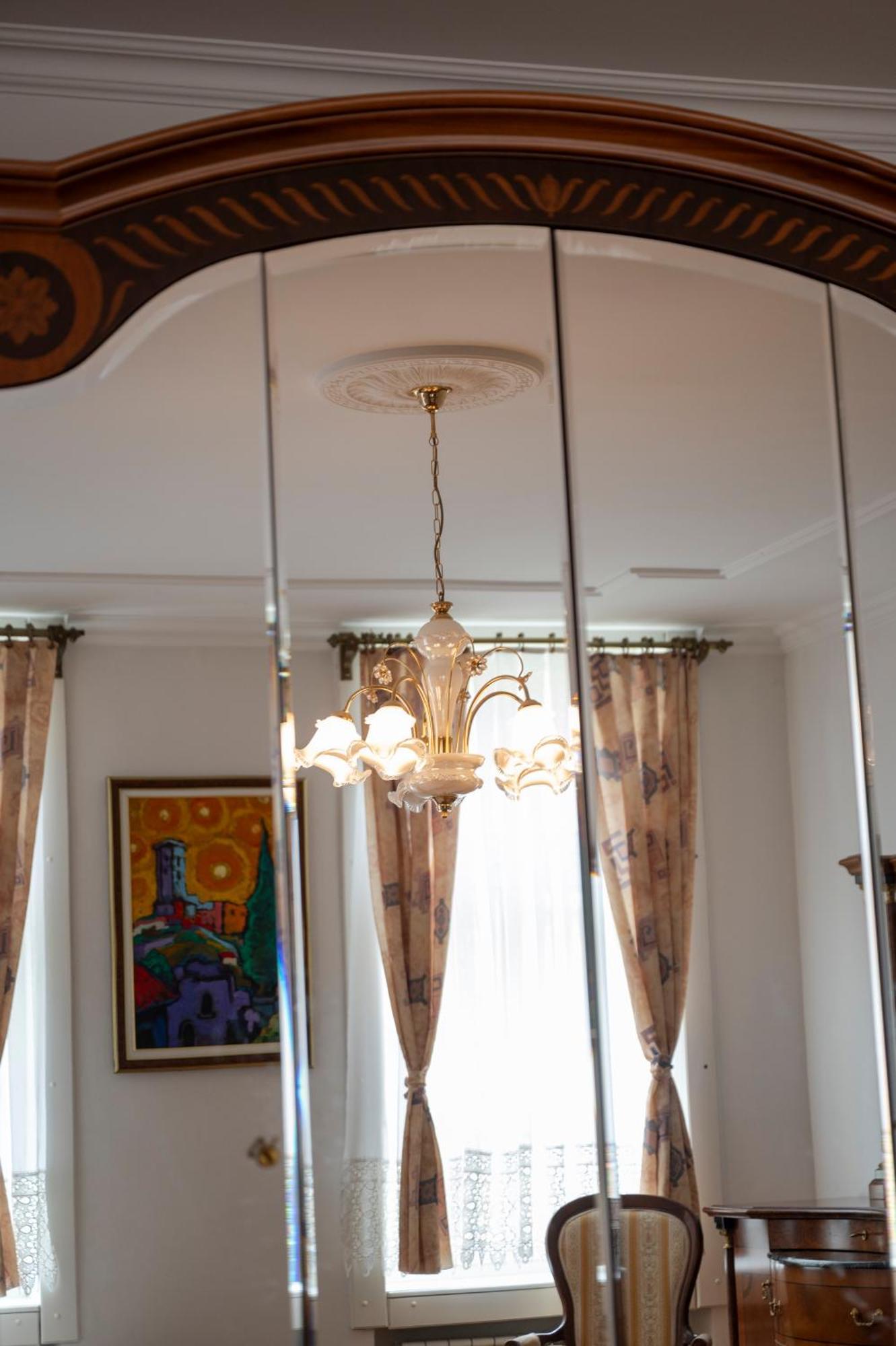 Royal Meeting Point Family & Group Friendly Up To 8 *